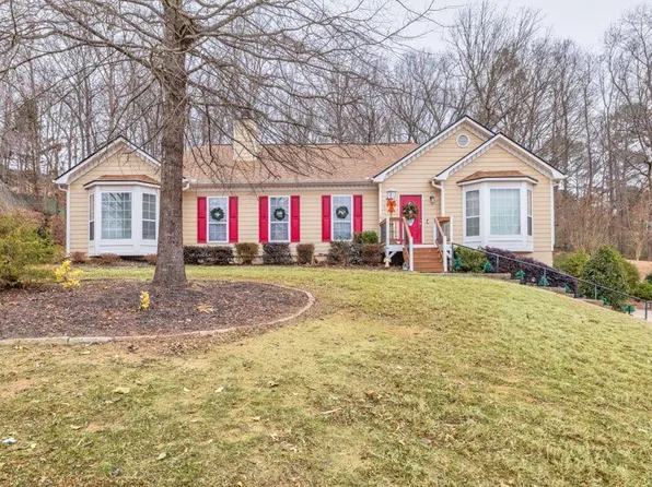 484 Coolsprings Trl, Woodstock, GA 30188