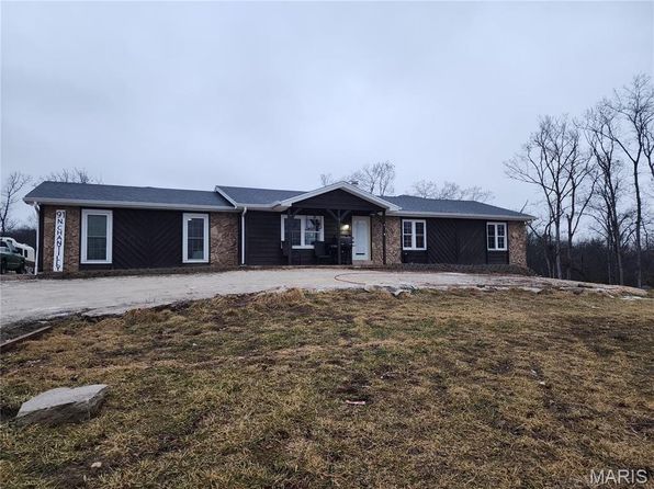 91 N Chantilly Rd, Winfield, MO 63389