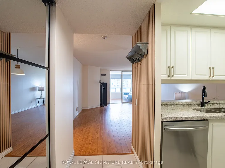 7 Bishop Ave #1604 — Photo 3