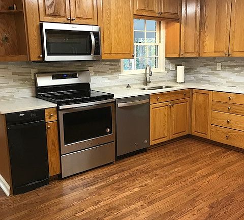 2nd image of 411 Maple Wood Dr