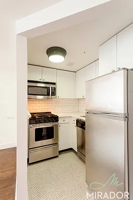 Rented by Mirador Real Estate | media 3