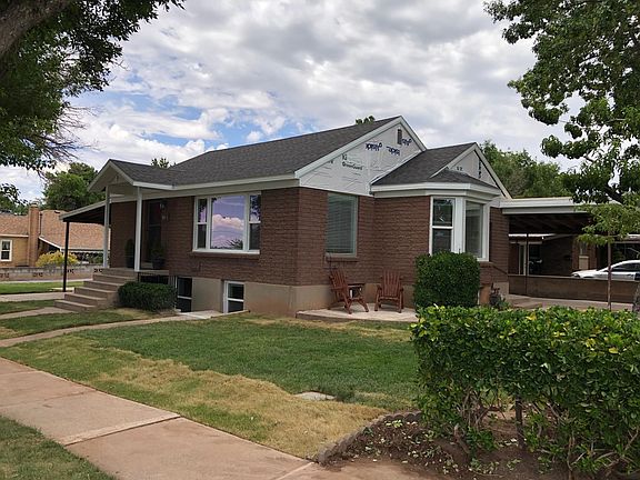 Charming house of the corner