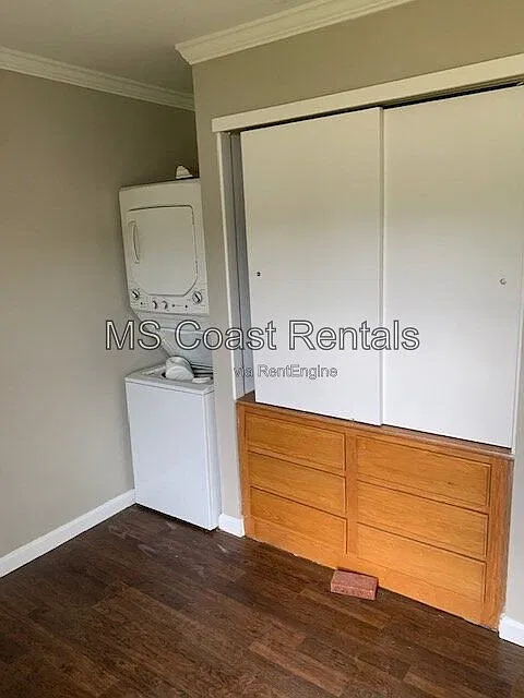 1 bed, 1.0 bath, 380 sqft, $899 — Photo 4