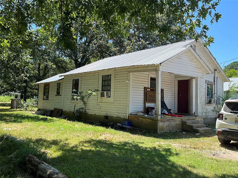 2nd image of 608 NW 9th St