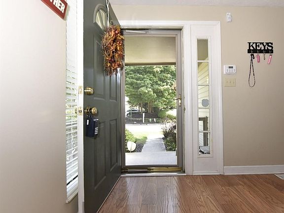 5th image of 7992 Sunset Cove Dr