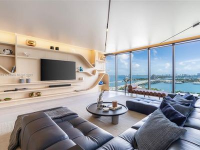 1000 Biscayne Blvd UNIT 2201, Miami, FL, 33132