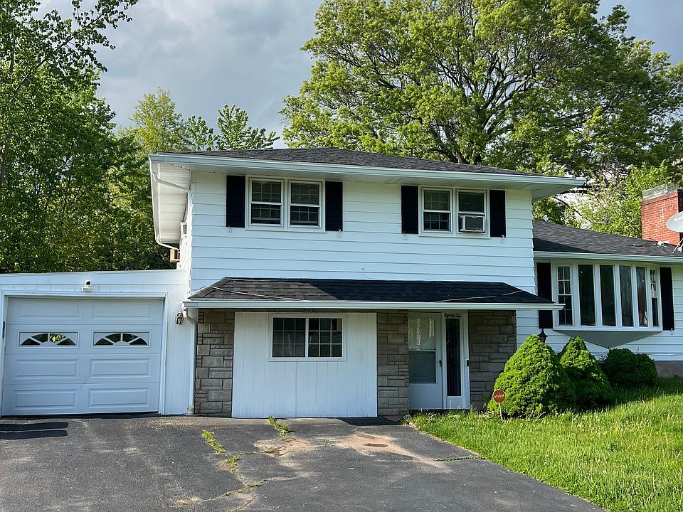 1st image of 82 Sawka Drive