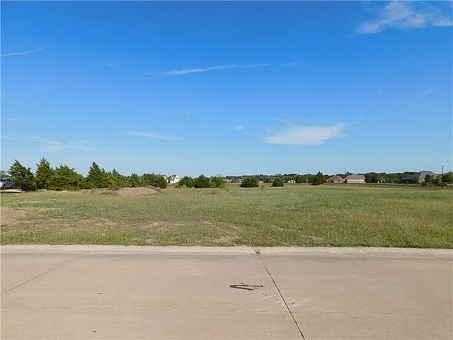 1st image of 2906 Terrytown Dr