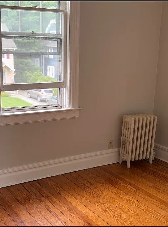 3 bed, 600 sqft, $4,000 — Photo 4