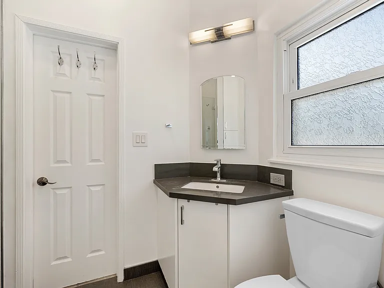 1635 Grandview Ave — Photo 19