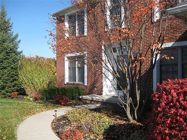 2nd image of 2462 Goldenrod Ln