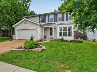 1457 Greenfield Crossing Ct, Ballwin, MO 63021