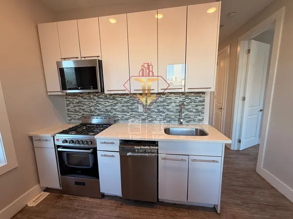 943-945 Pavonia Ave #31A, Jersey City, NJ 07306