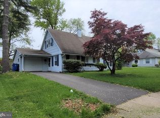 44 Pennant Ln, Willingboro, NJ 08046