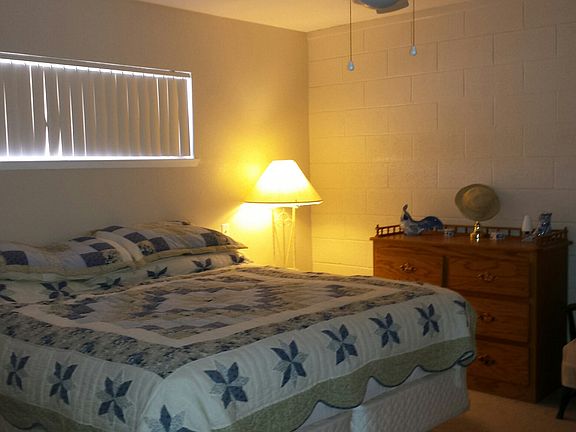 4th image of 501 Riverfront Dr