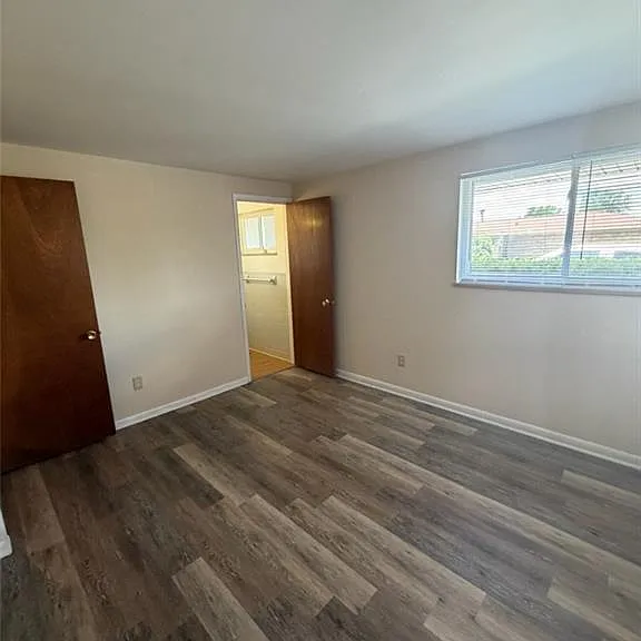 1389 Mapleridge Dr — Photo 15