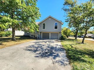 167 SE 1181st St, Knob Noster, MO 65336
