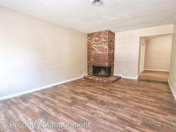 5th image of 7742 Southcliff Dr