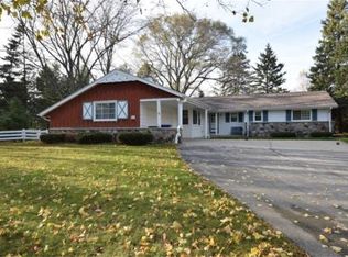 W151S6587 Glenbrook Dr, Muskego, WI 53150