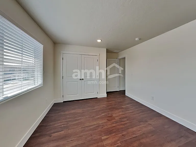 1453 N Alderleaf Ave — Photo 22