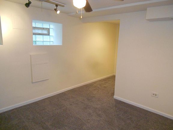 4th image of 3310 W Wabansia Ave #G