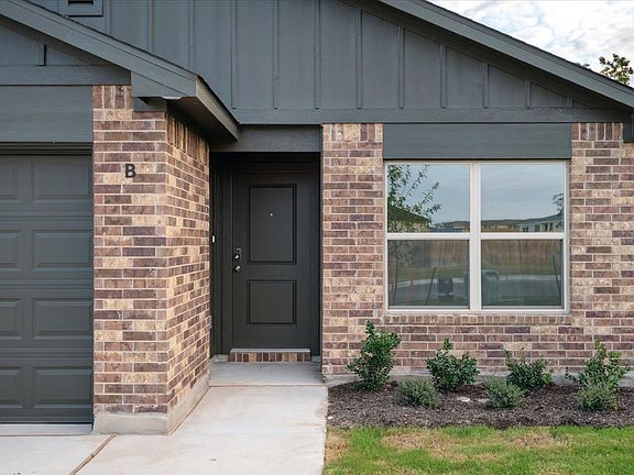 2nd image of 1289 Lehmann Dr #B