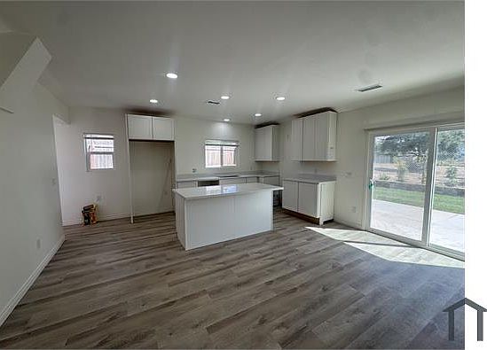 5th image of 7087 36th St APT B
