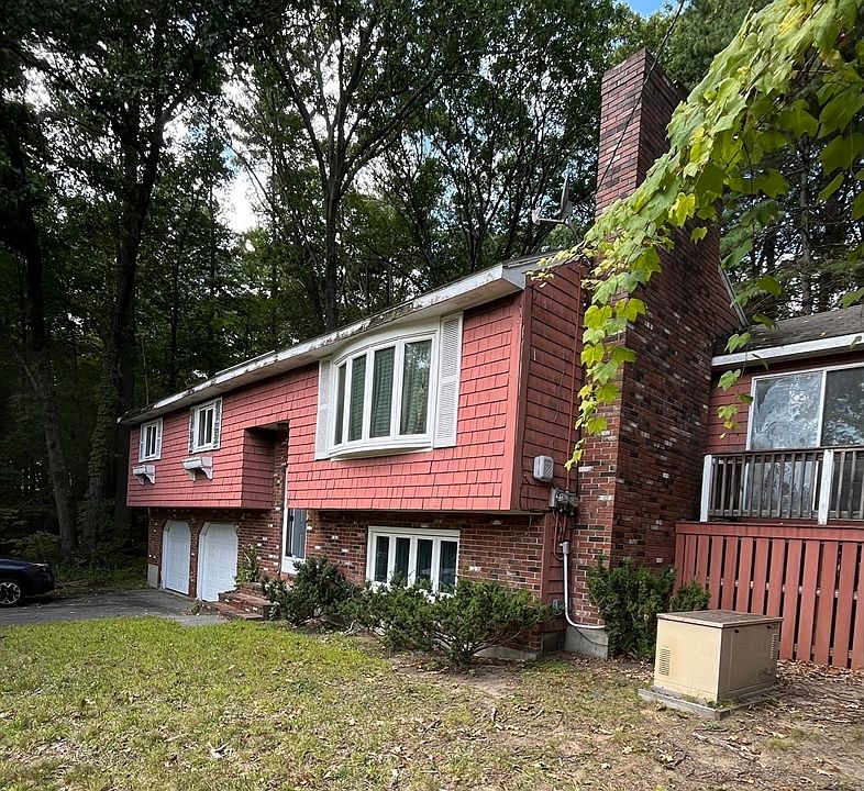 55 Glendale Ave, Tyngsboro, MA 01879 | Zillow