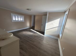 301 1st Ave #A, Carnegie, PA 15106