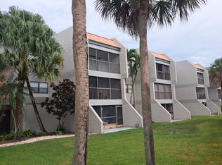 230 Lakeview Dr APT 310, Fort Lauderdale, FL 33326