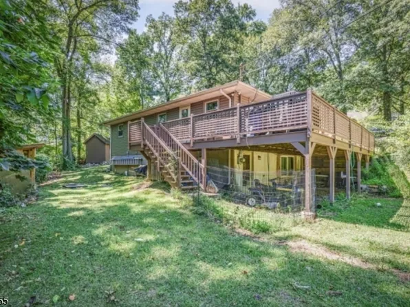 1 Stonewall Dr, Vernon Twp., NJ 07419