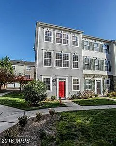 2 bed, 1216 sqft, $2,600 — Photo 2