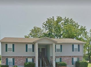 1605 Mayberry Dr #D, Neosho, MO 64850