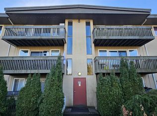 5760 Hastings St #23, Burnaby, BC V5B 1R6