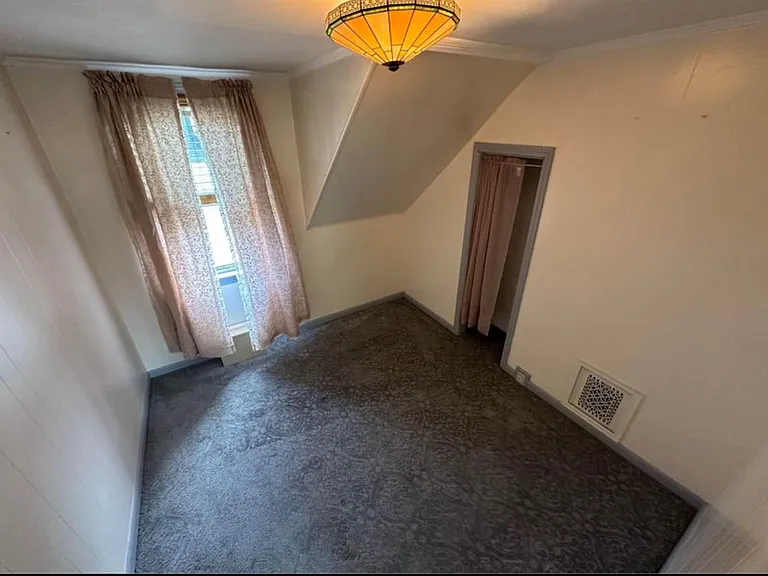 13 Charles St #1 — Photo 8