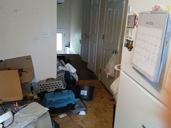 3rd image of 805 N Walnut St