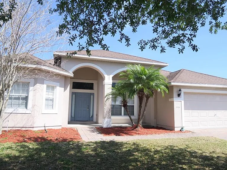2906 Sweetspire Cir — Photo 3