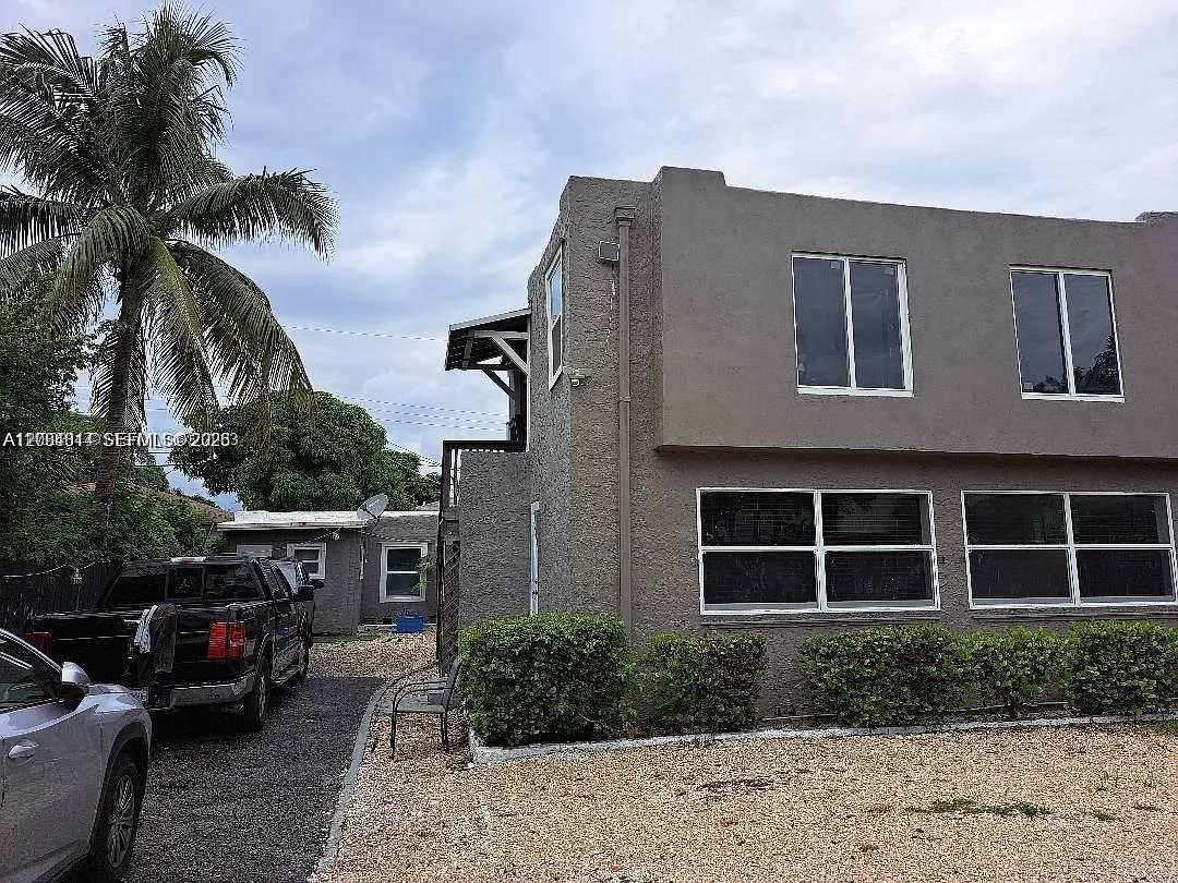 Southridge — Photo 1