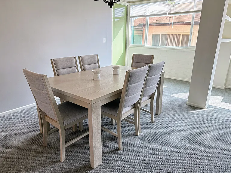 540 Kelton Ave #204 — Photo 5