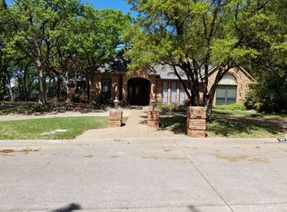 308 Brookridge Ct, Hurst, TX 76054