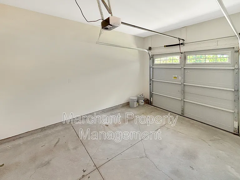 106 Muir Way — Photo 32