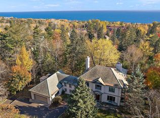 124 N Hawthorne Rd, Duluth, MN 55812