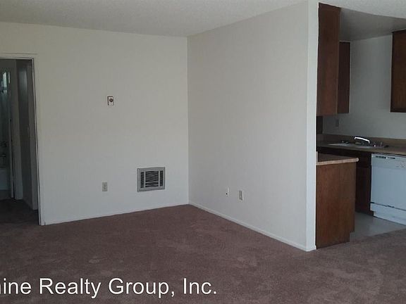 2nd image of 14333 Friar St