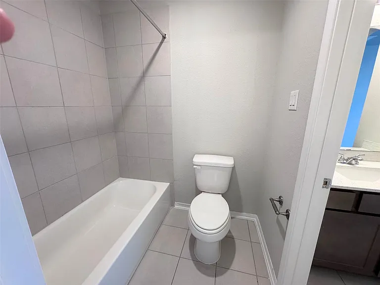 120 Wake Valley Ct — Photo 10