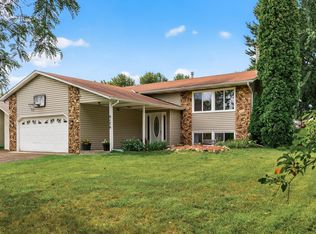 9176 Harkness Ave S, Cottage Grove, MN 55016