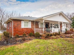 1215 Lindsey St, Charlestown, IN 47111