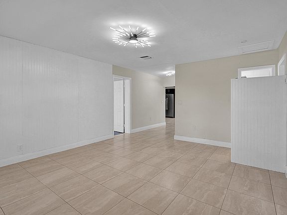 5th image of 131 NE 51st Street