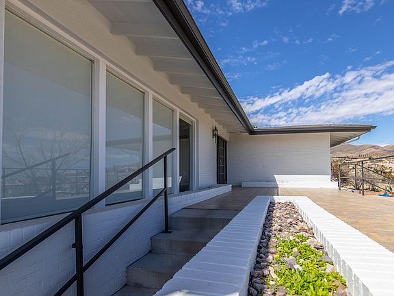 5th image of 3012 Mesa Verde Dr