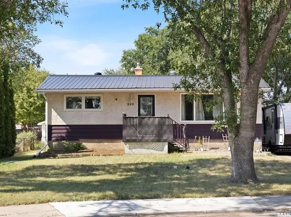 520 Montague STREET, Regina, SK S4R 3W5