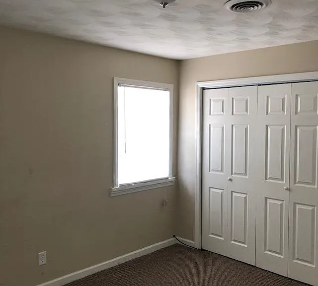 9457 Lincoln Hwy — Photo 4